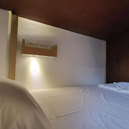 Terminal58Hostel@Town Ban Lo Long Екстериор снимка